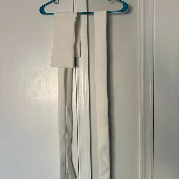 Odd Muse Elegant White Belt Blazer - Picture 3 of 8